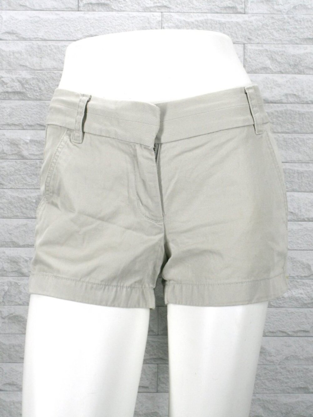 J. CREW Chino Shorts Broken-In Style Classic Low Rise Summer Neutral Tan 0